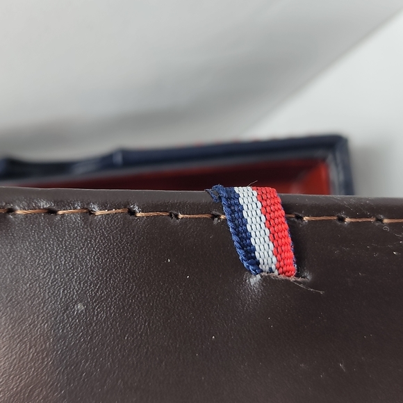 TOMMY HILFIGER, MENS WALLET DOUBLE FOLD, DARK BROWN,GENUINE LEATHER, BROWN COLOR - Picture 7 of 10